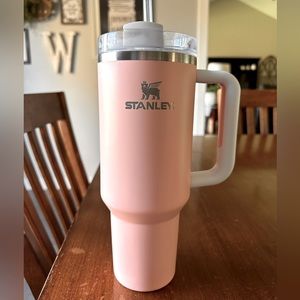 Used Stanley 40 oz Quencher — Light Pink (Target Exclusive)